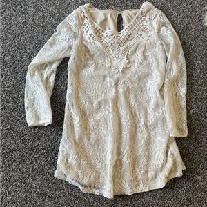 Elegant Lace Women's Top by Lush